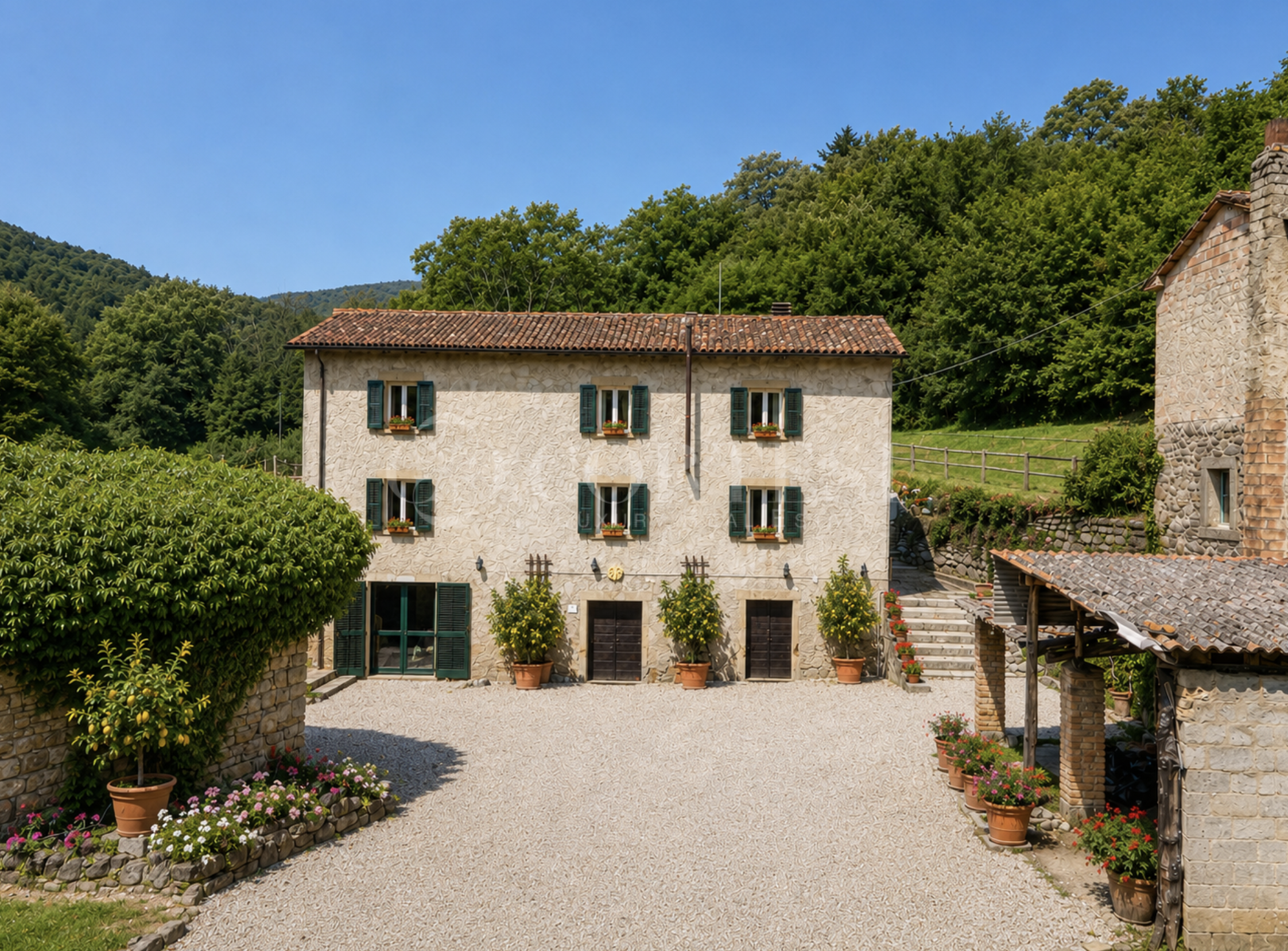 Toskanisches Landhaus mit Pool und Gästehaus bei Cortona