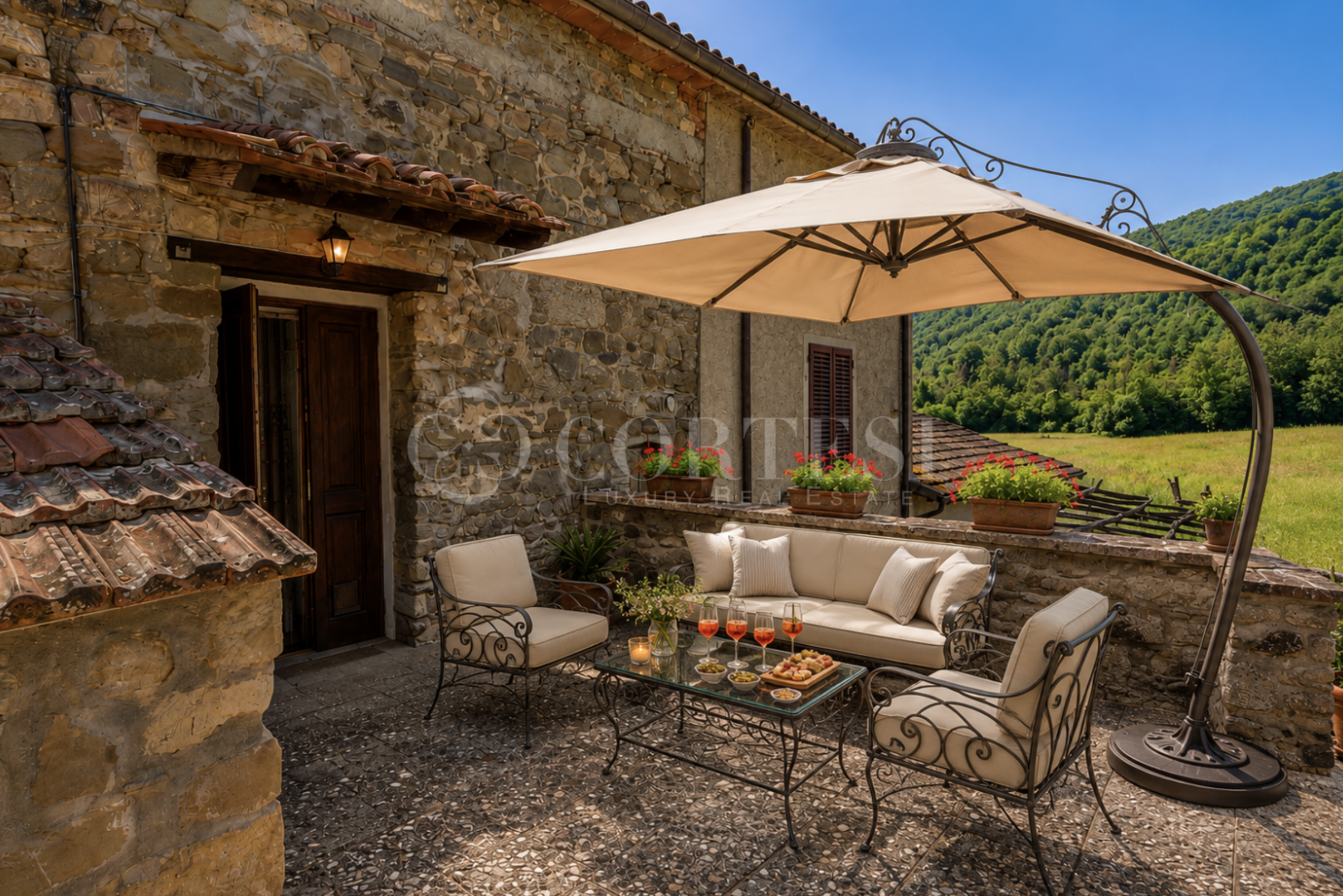 Toskanisches Landhaus mit Pool und Gästehaus bei Cortona