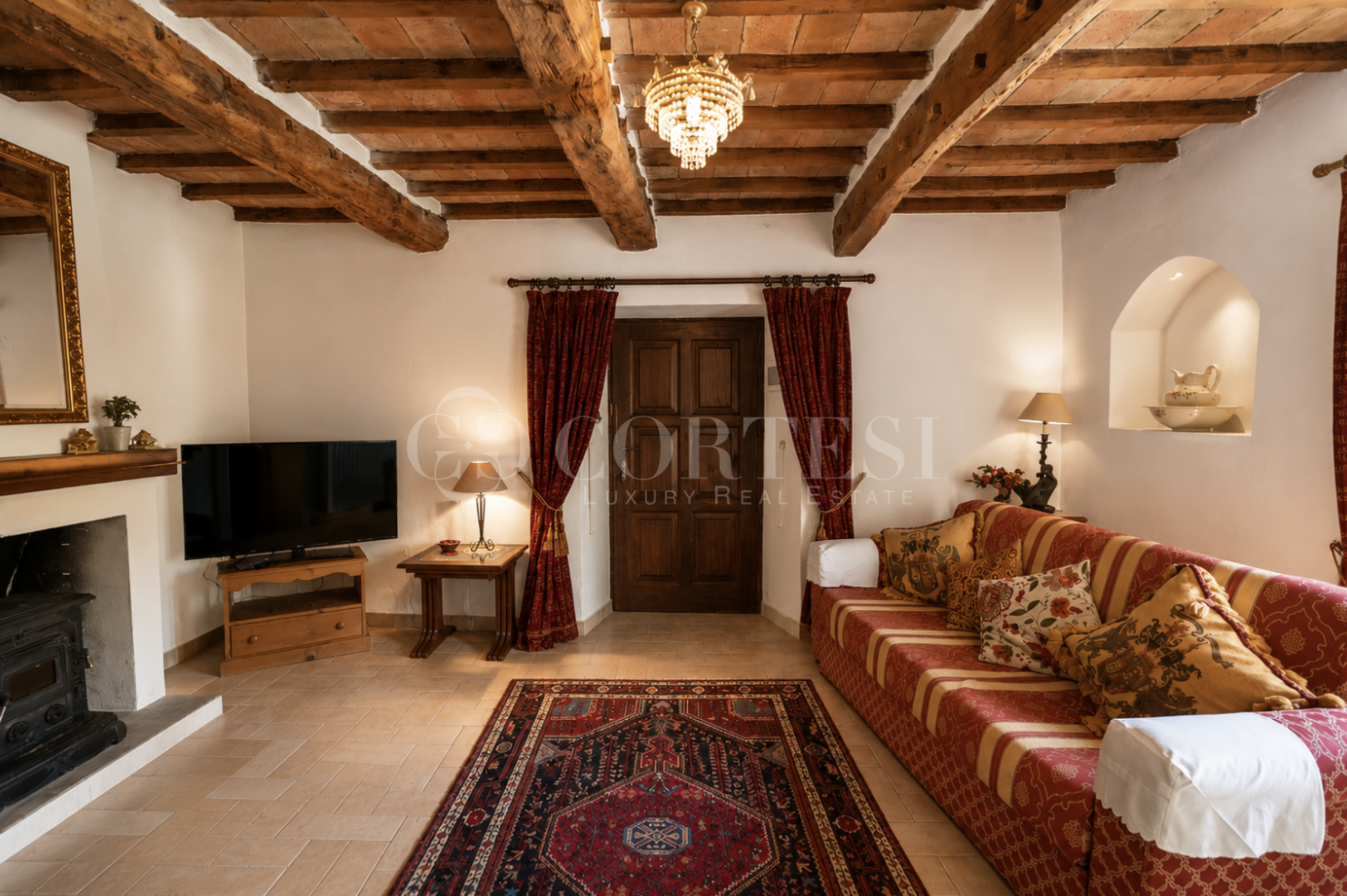 Toskanisches Landhaus mit Pool und Gästehaus bei Cortona