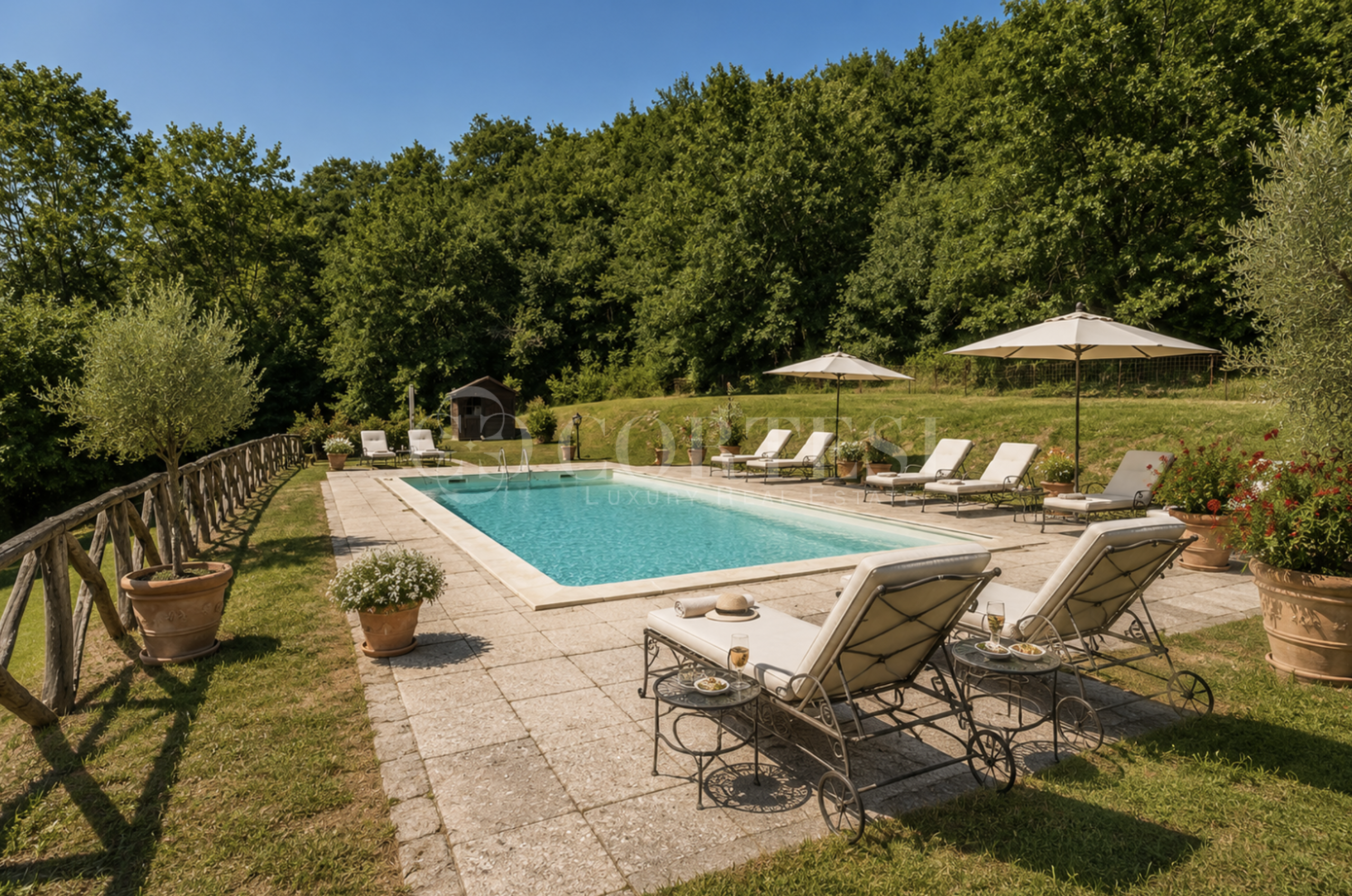 Toskanisches Landhaus mit Pool und Gästehaus bei Cortona