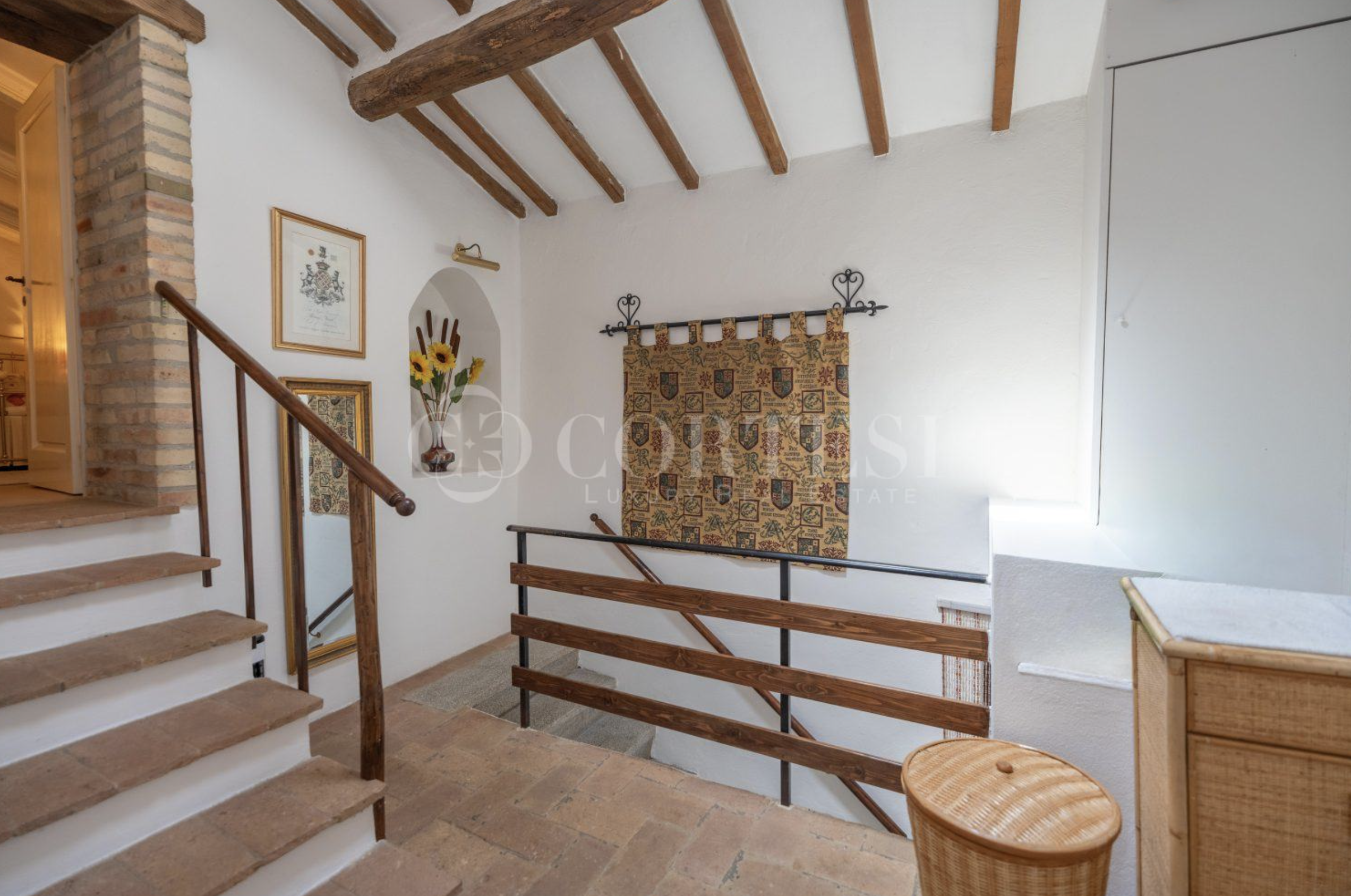 Toskanisches Landhaus mit Pool und Gästehaus bei Cortona