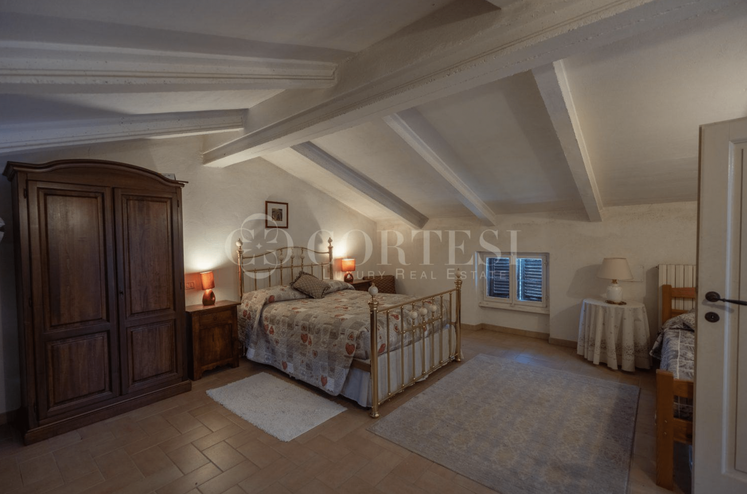 Toskanisches Landhaus mit Pool und Gästehaus bei Cortona