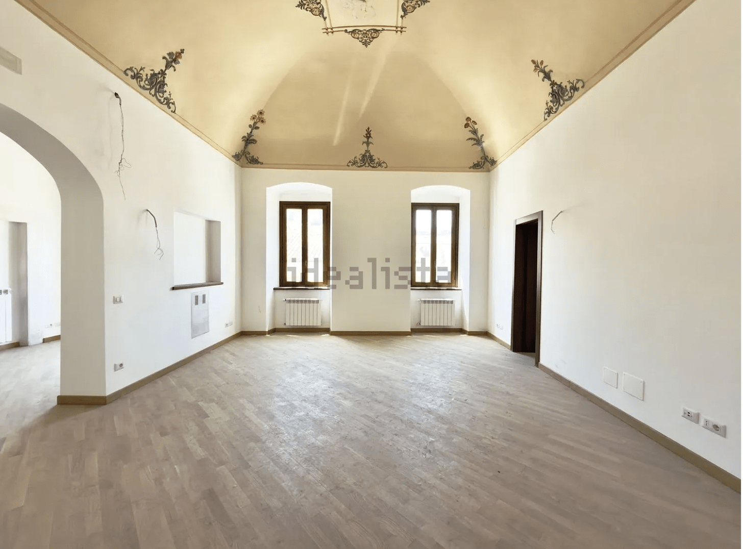 Exklusive Residenz in restauriertem Adelspalast im historischen Zentrum von L’Aquila / Abruzzen